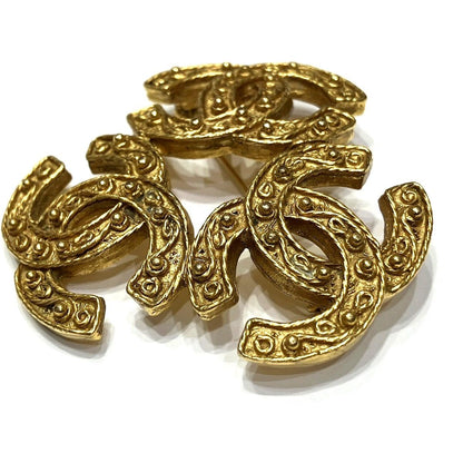 Chanel CC Logo Brooch — view 2