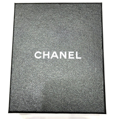Chanel CC Logo Brooch — view 6