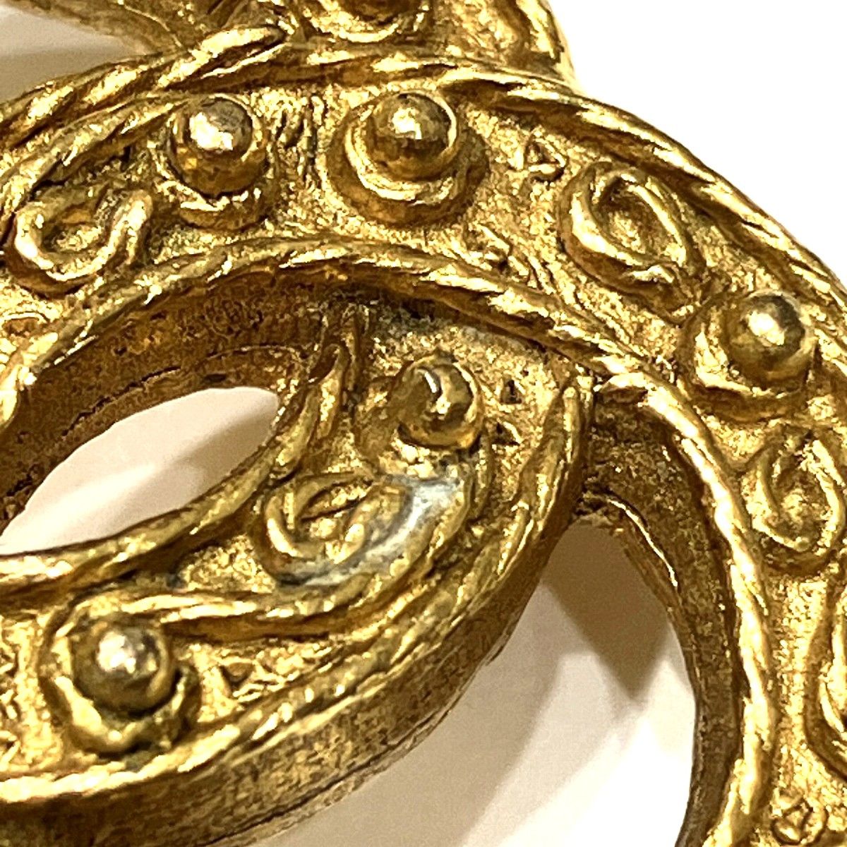 Chanel CC Logo Brooch — view 7