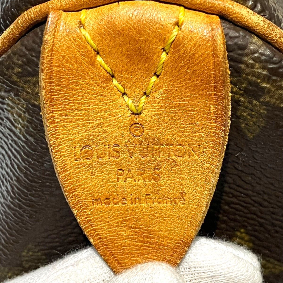 Louis Vuitton Speedy 30 Monogram Handbag Leather — view 4