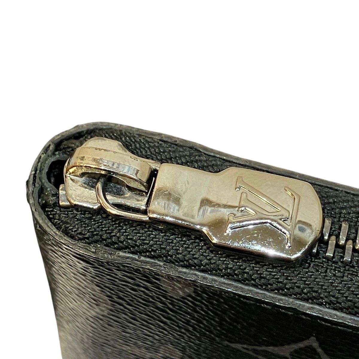 Louis Vuitton Vertical Monogram Eclipse Wallet Canvas — view 8