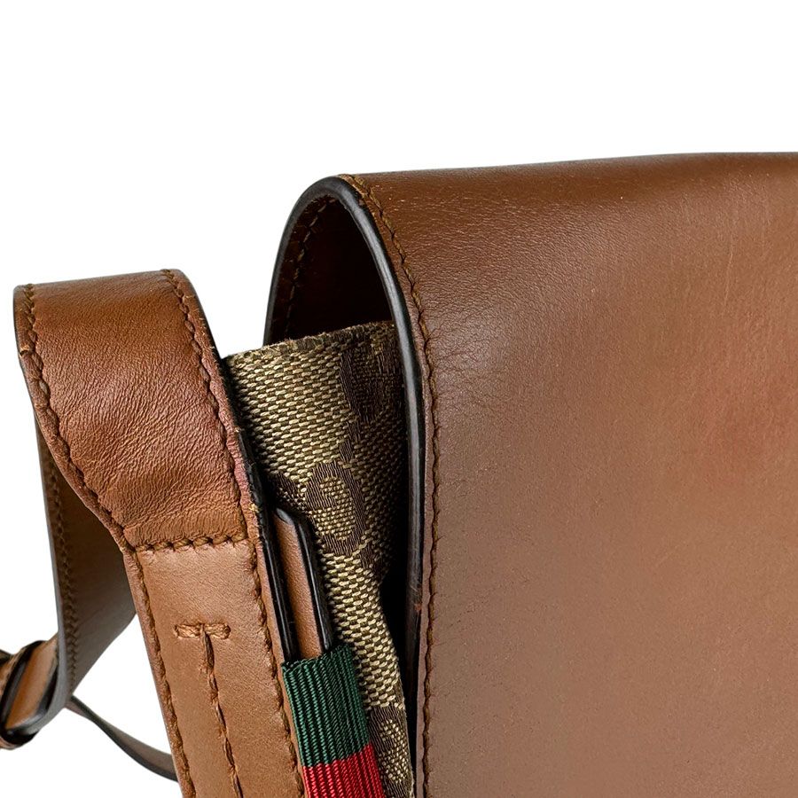 Gucci Crossbody Shoulder Bag — view 6