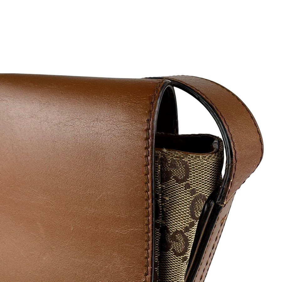 Gucci Crossbody Shoulder Bag — view 7