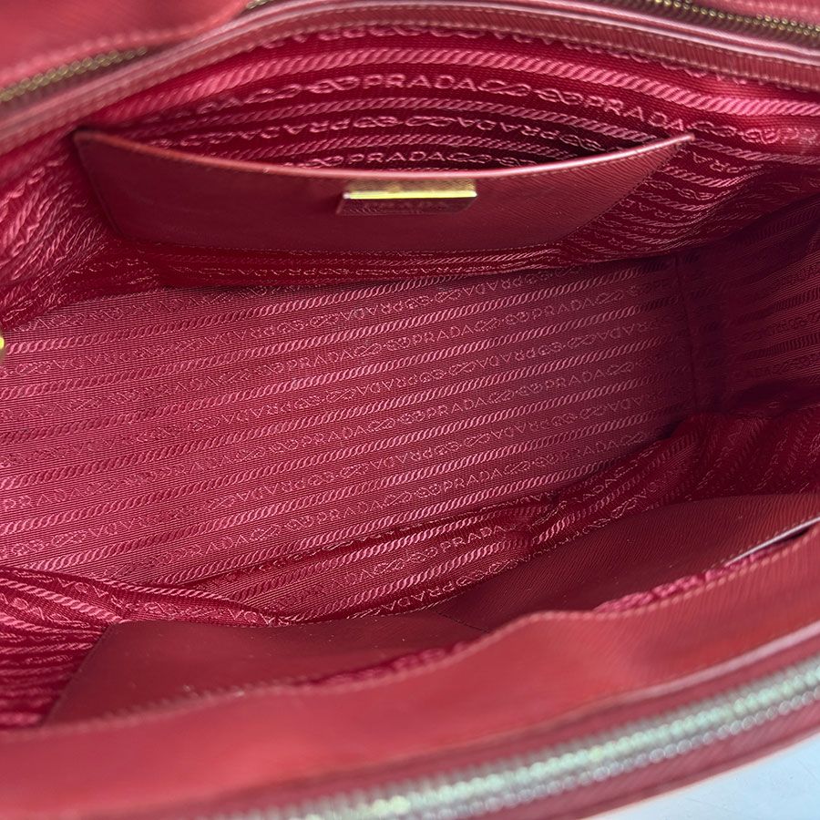 Prada Shoulder Bag Red — view 5