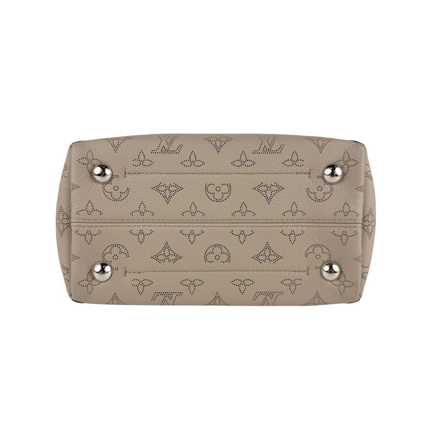 Louis Vuitton Shoulder Bag Hina PM — view 4