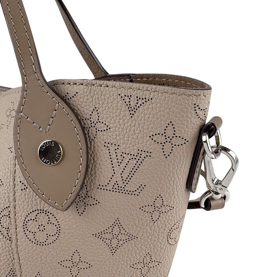 Louis Vuitton Shoulder Bag Hina PM — view 7