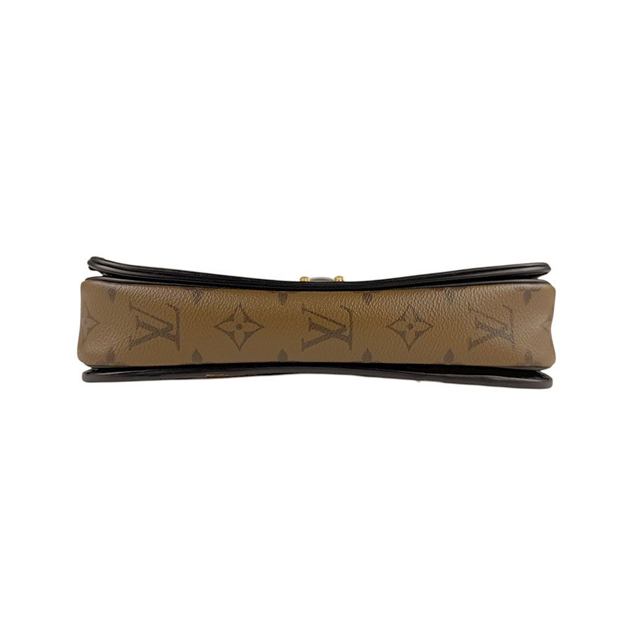 Louis Vuitton Crossbody Shoulder Bag Monogram Pochette Metis MM — view 4