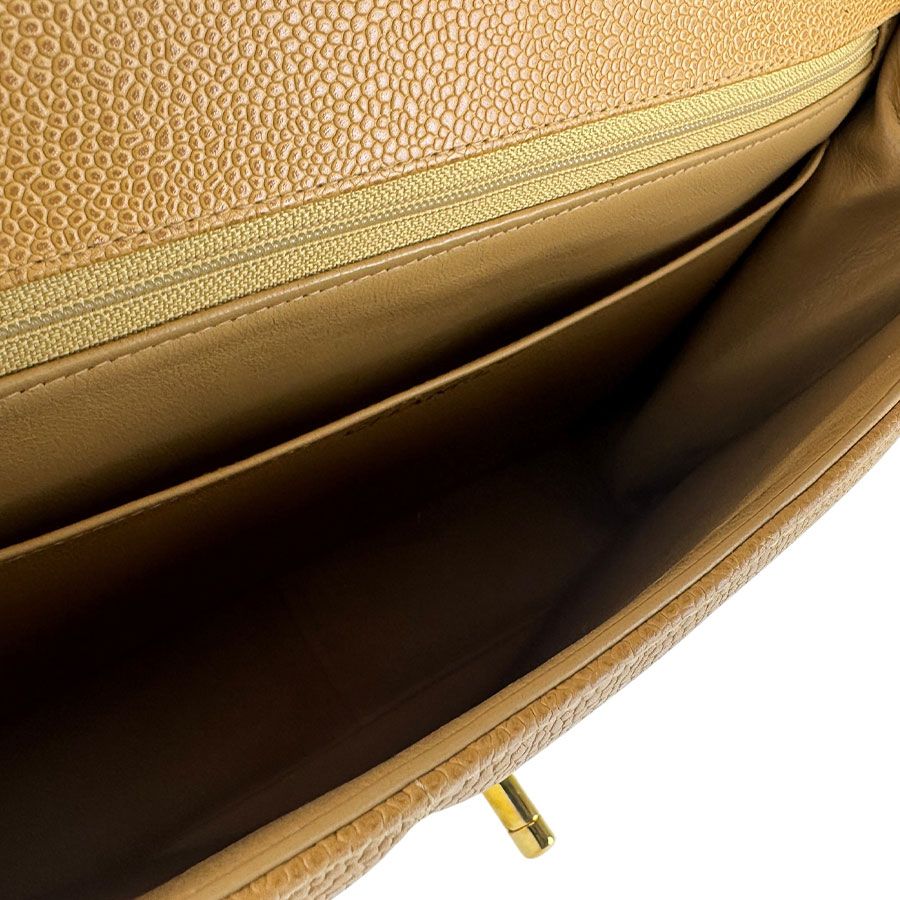 Chanel Handbag Mademoiselle Beige — view 5