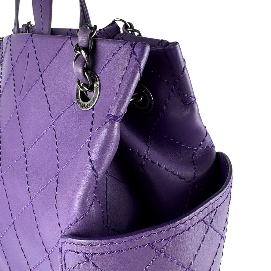 Chanel Shoulder Bag Wild Stitch — view 8