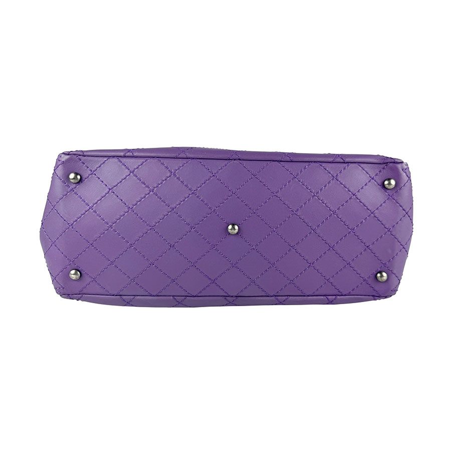 Chanel Shoulder Bag Wild Stitch — view 5