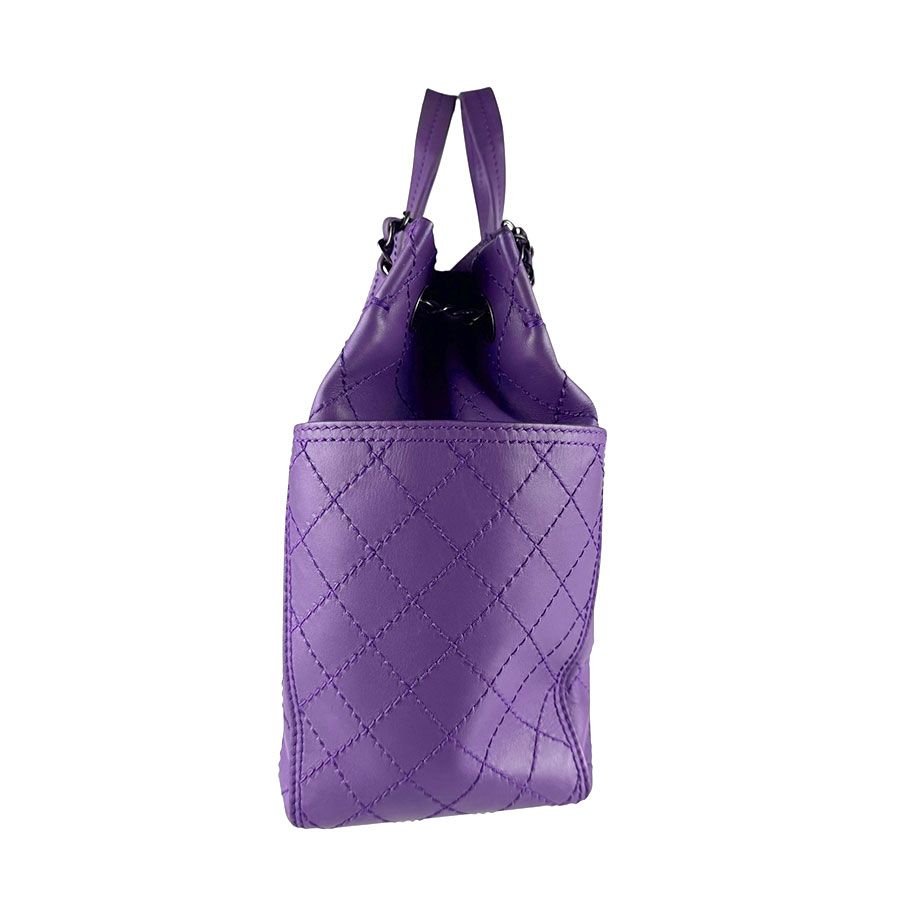 Chanel Shoulder Bag Wild Stitch — view 3