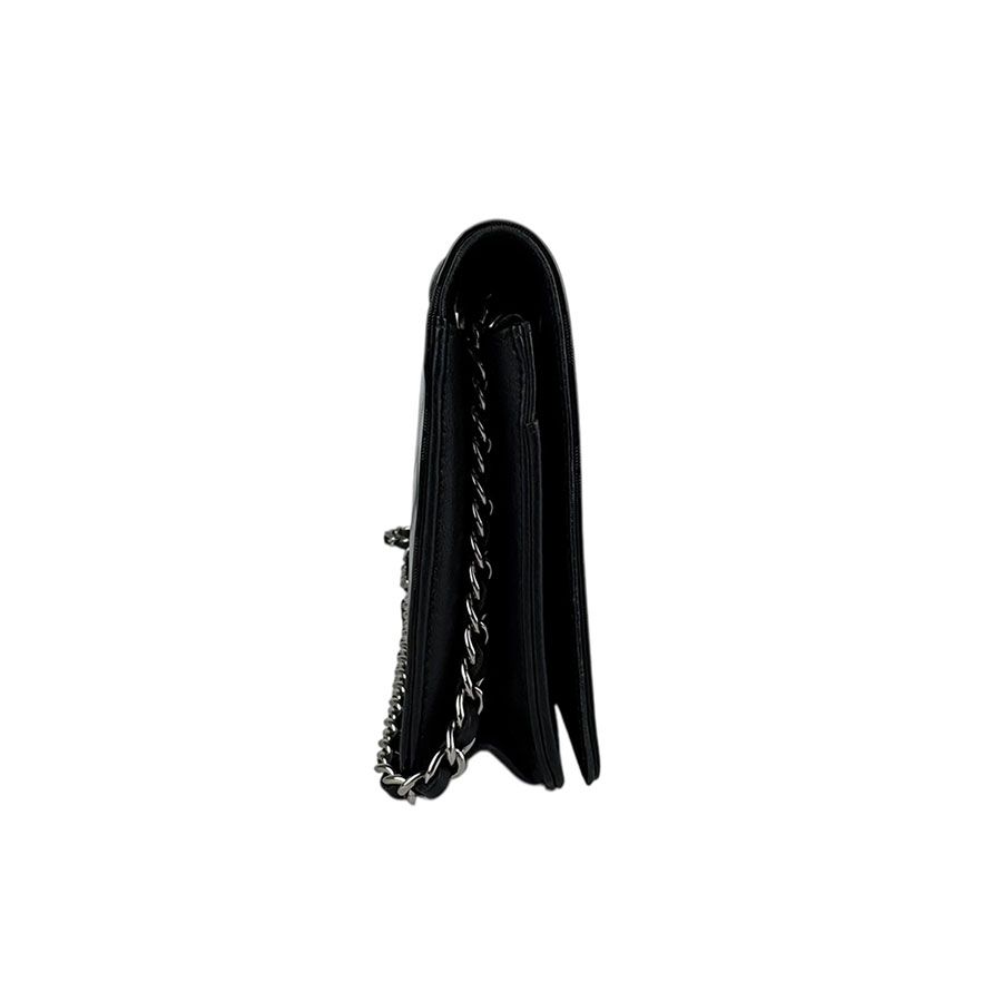 Chanel Chain Shoulder Bag Black — view 2
