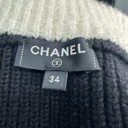 Chanel Skirt Cashmere Logo All Over Pattern Blend — view 8