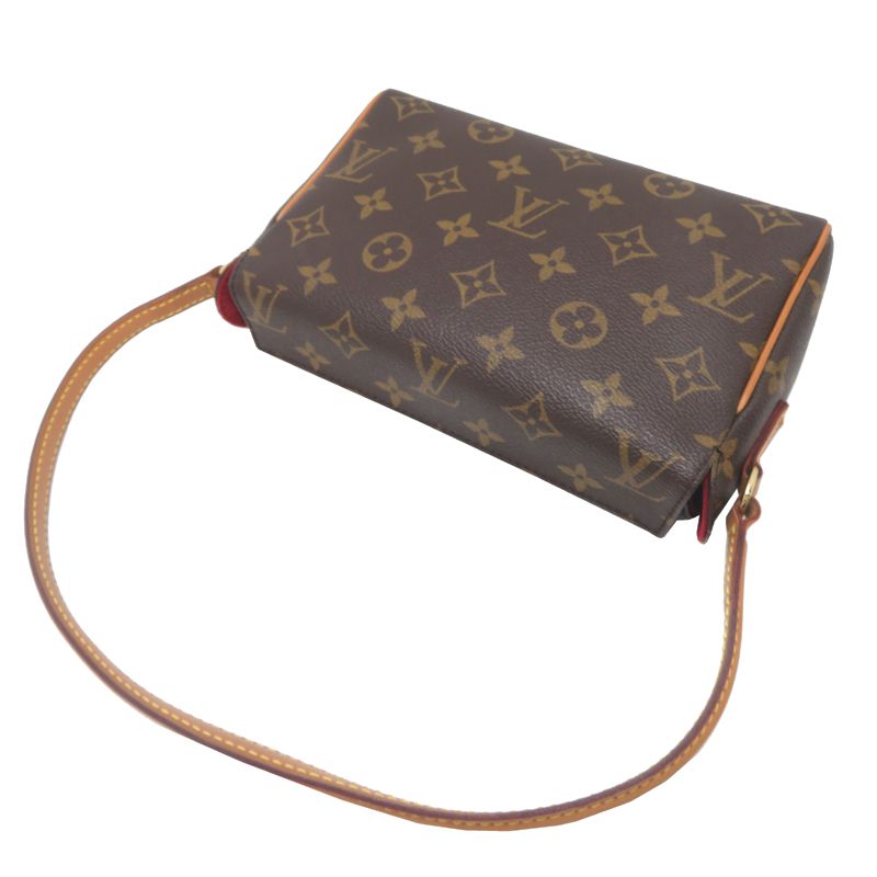 Louis Vuitton Shoulder Bag — view 4