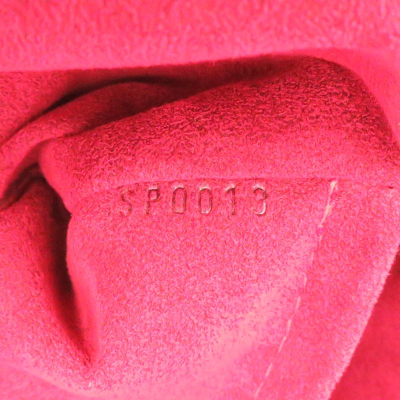 Louis Vuitton Shoulder Bag — view 8