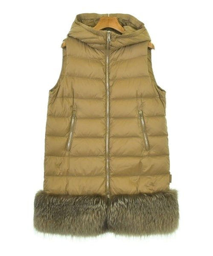 Moncler Coat Beige — view 3