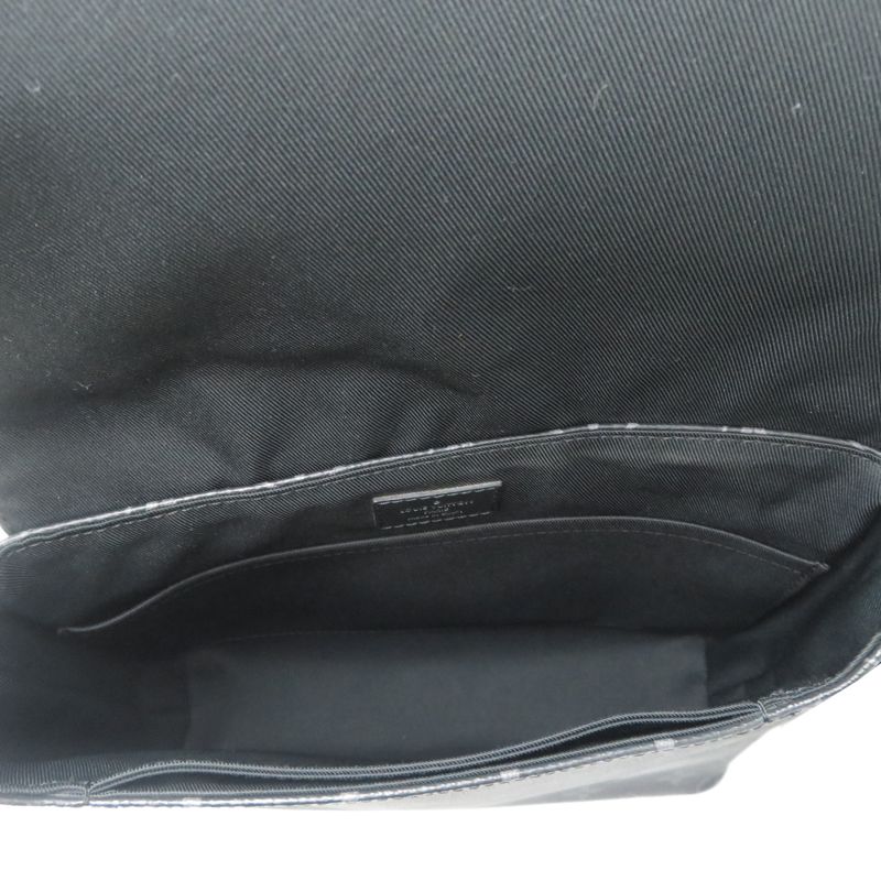 Louis Vuitton Shoulder Bag — view 6