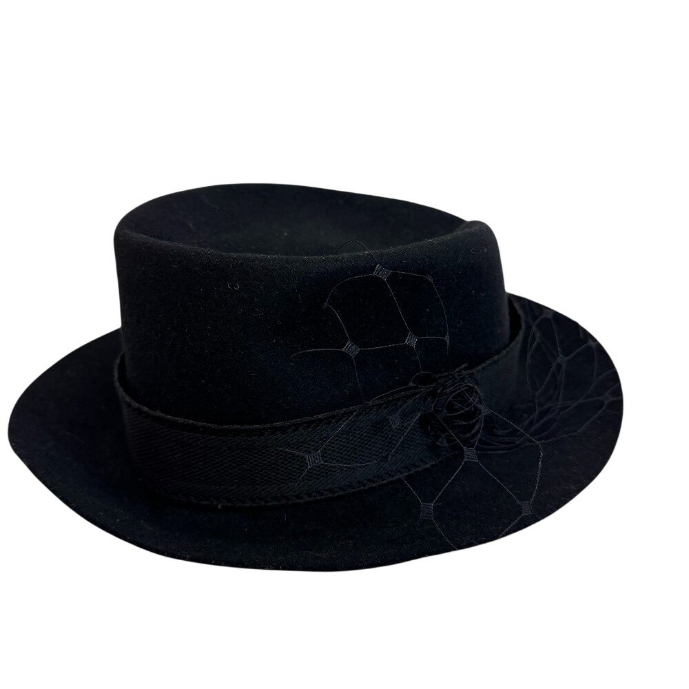 Dior Logo Leather Hat with Tulle Black — view 3