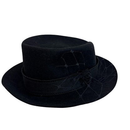 Dior Logo Leather Hat with Tulle Black — view 3