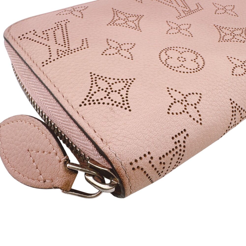 Louis Vuitton Zippy Wallet Mahina Monogram Pink — view 3