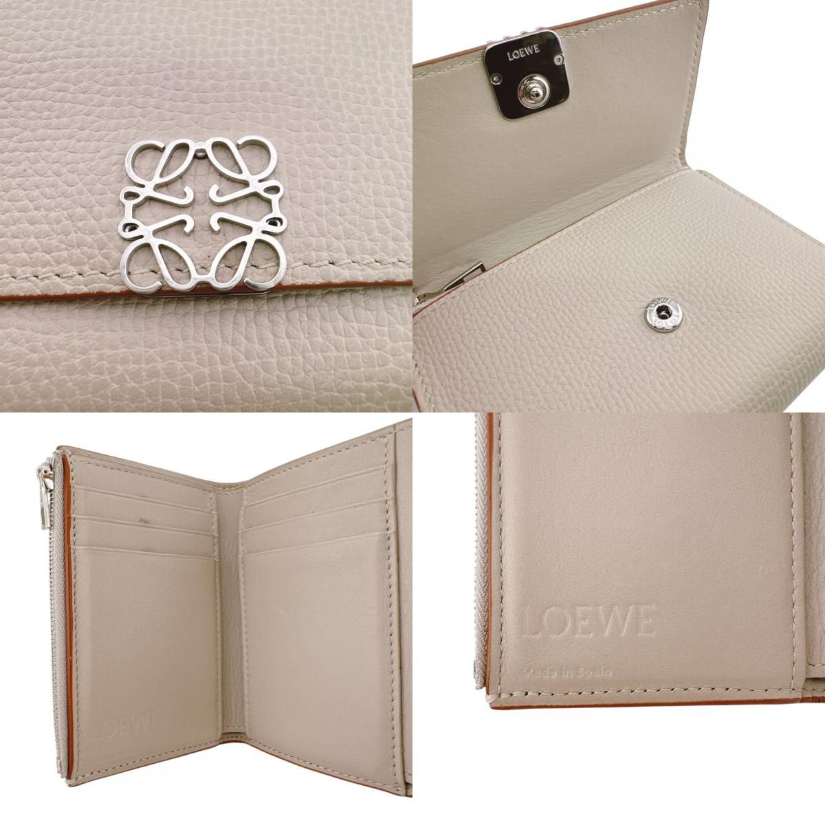 Loewe Compact Wallet Vertical Small Anagram Leather Trifold White — view 7