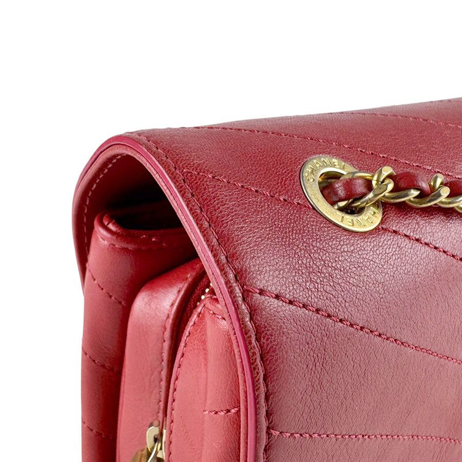 Chanel Shoulder Bag Red — view 6