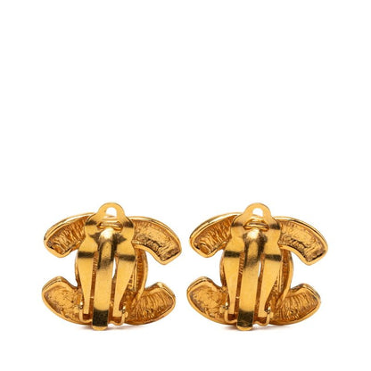 Chanel Quilted CC Logo Earrings Gold Plated — view 2