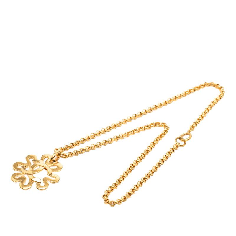Chanel CC Logo Clover Motif Chain Pendant Necklace Gold Plated — view 4