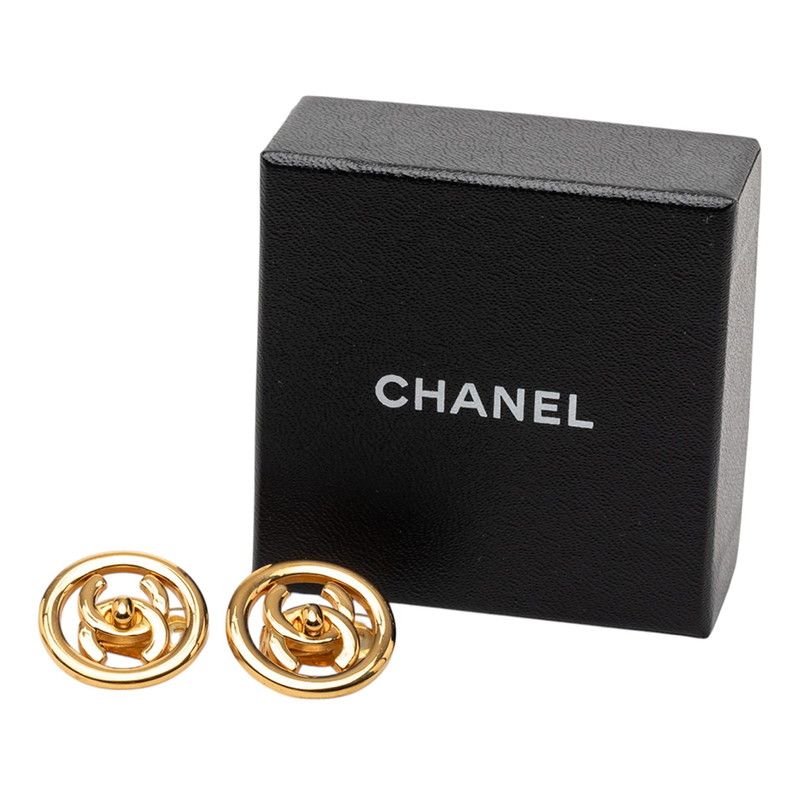 Chanel CC Logo Turnlock Vintage Earrings Gold Plated — view 4