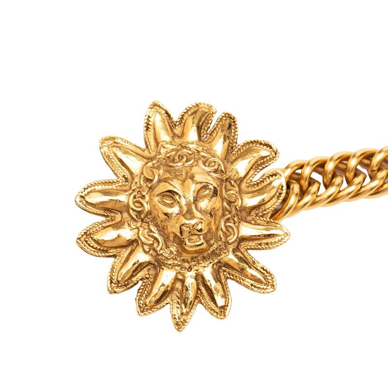 Chanel CC Logo Lion Motif Chain Belt Gold Plated — view 2
