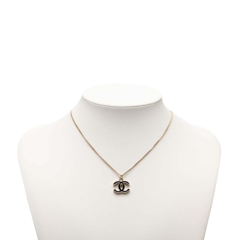 Chanel CC Logo Pendant Necklace Gold Black Plated — view 6