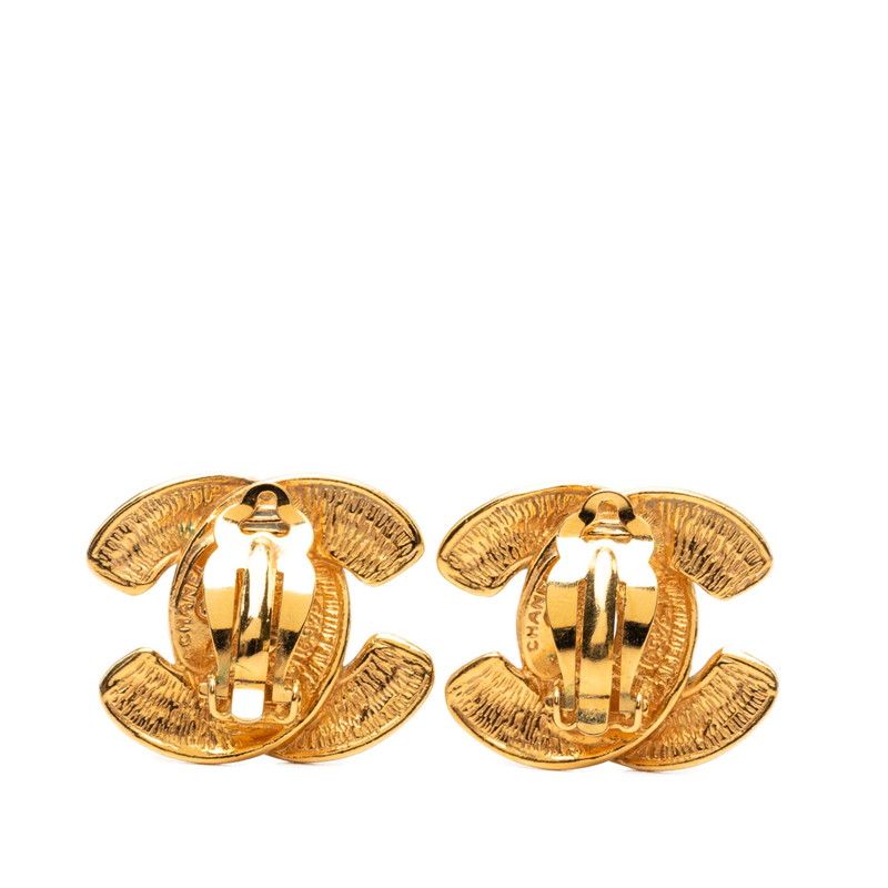 Chanel Quilted CC Logo Earrings Gold Plated — view 2