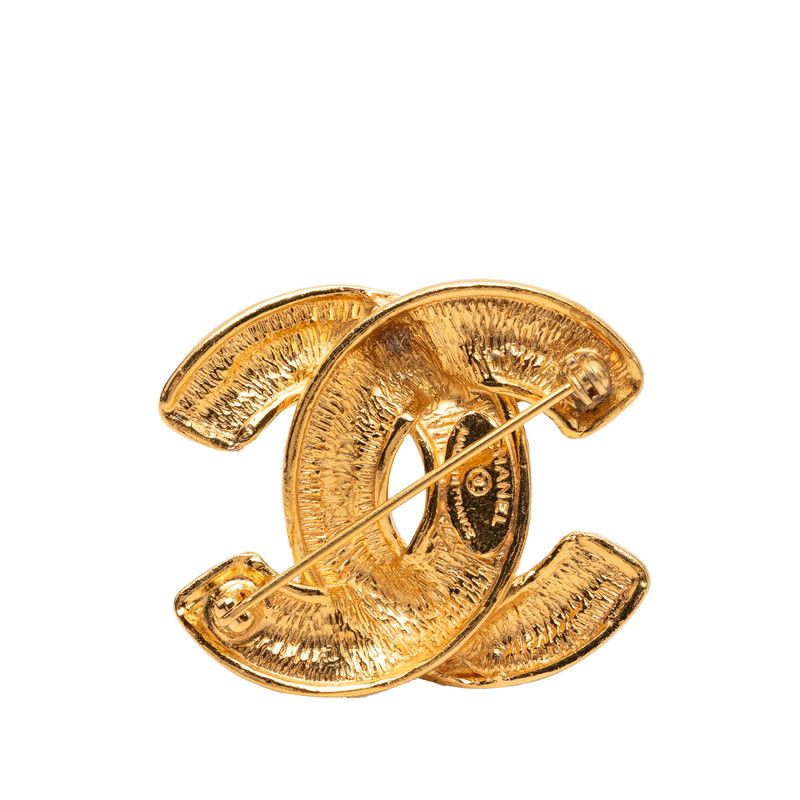 Chanel Quilted CC Logo Brooch Gold Plated — view 2