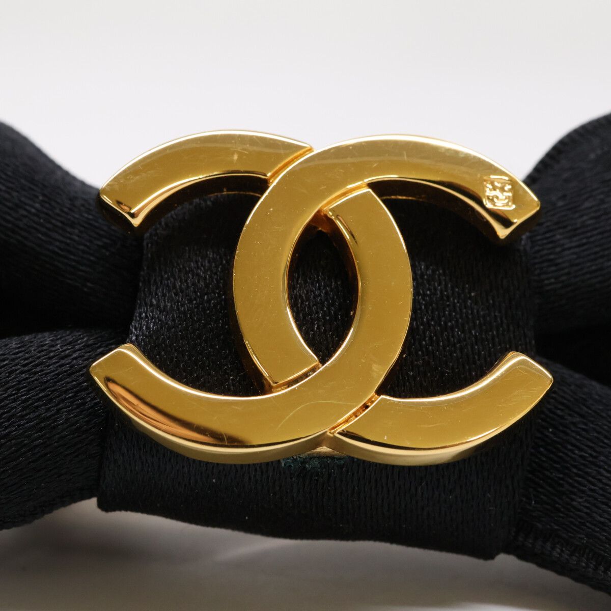 Chanel CC Logo Ribbon Satin Barrette Hair Accessory — view 9