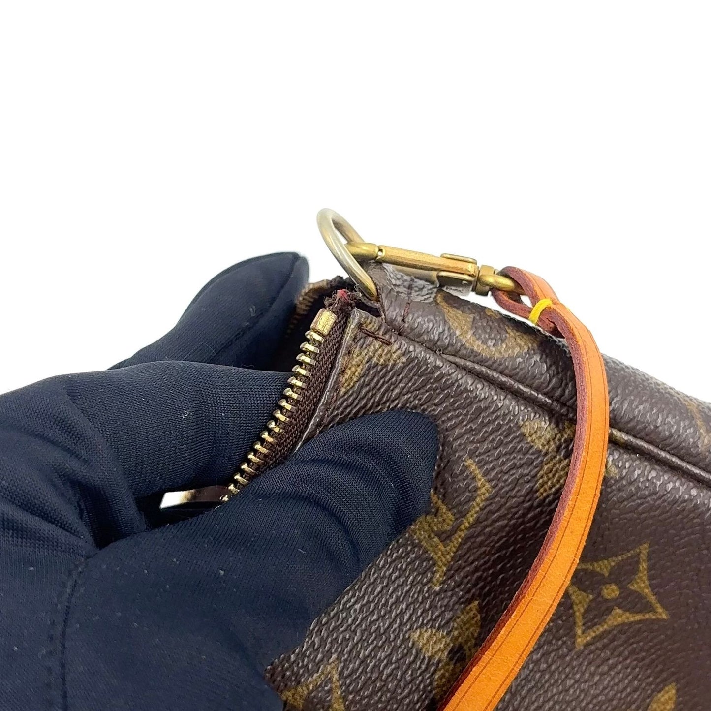 Louis Vuitton Pochette Monogram Leather Brown Handbag Gold — view 7