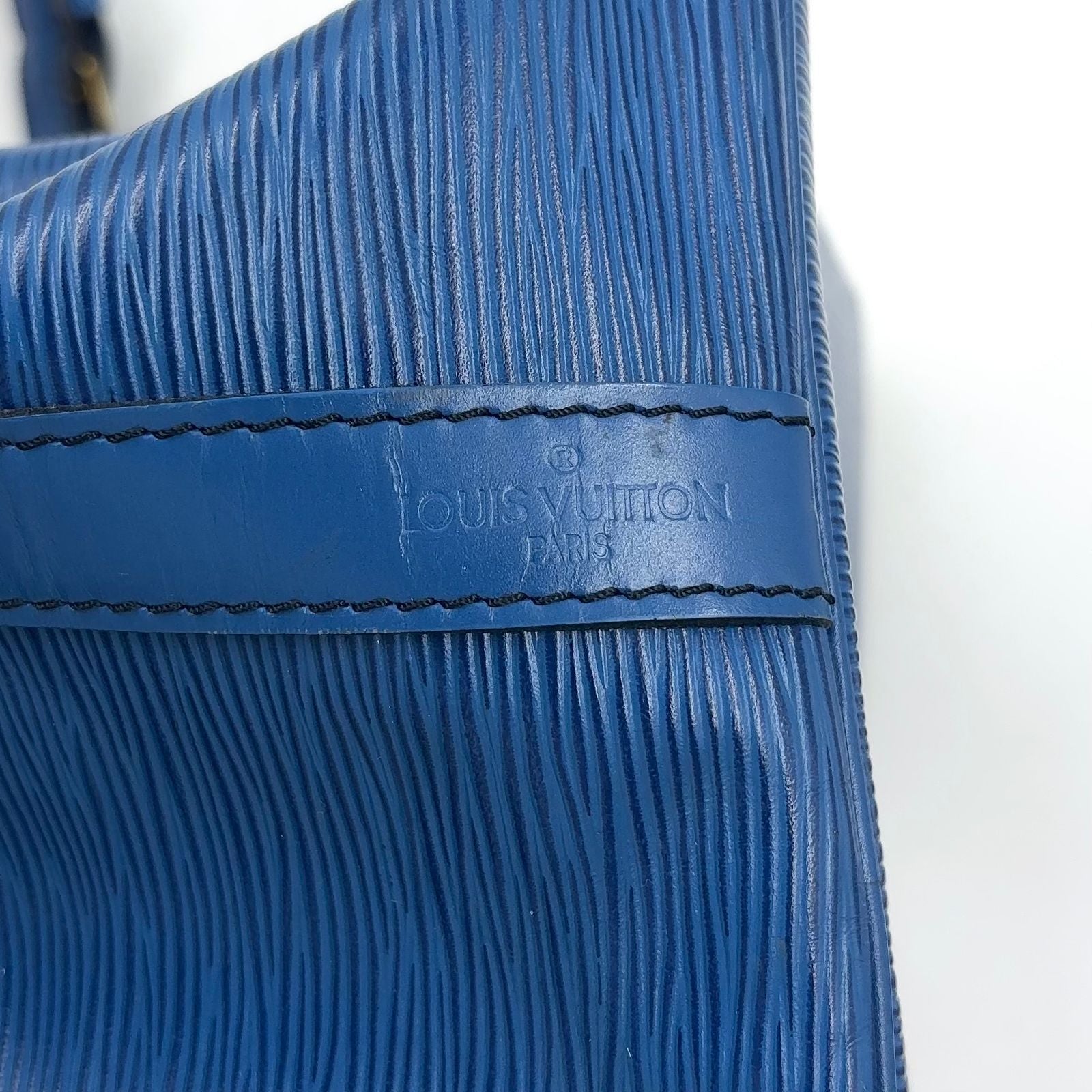 Louis Vuitton Petit Noe Epi Toledo Blue Leather Shoulder Bag Gold — view 4