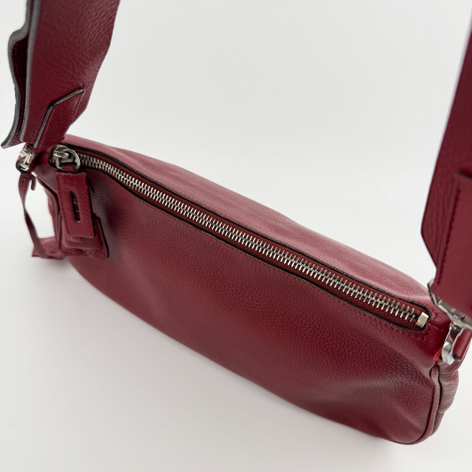 Prada Shoulder Bag Red Leather Vintage — view 6