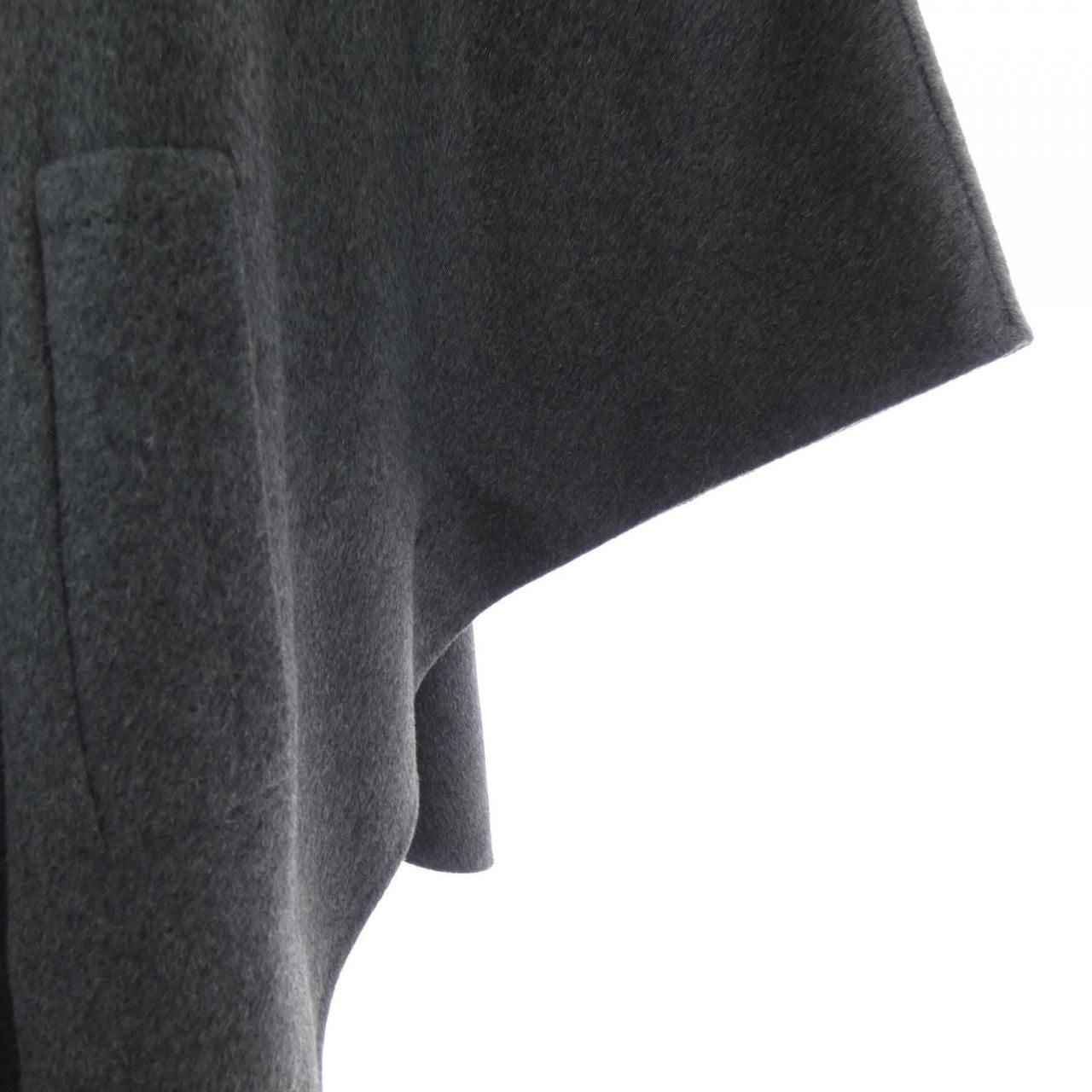 Louis Vuitton Cape & Ponchos Gray — view 6