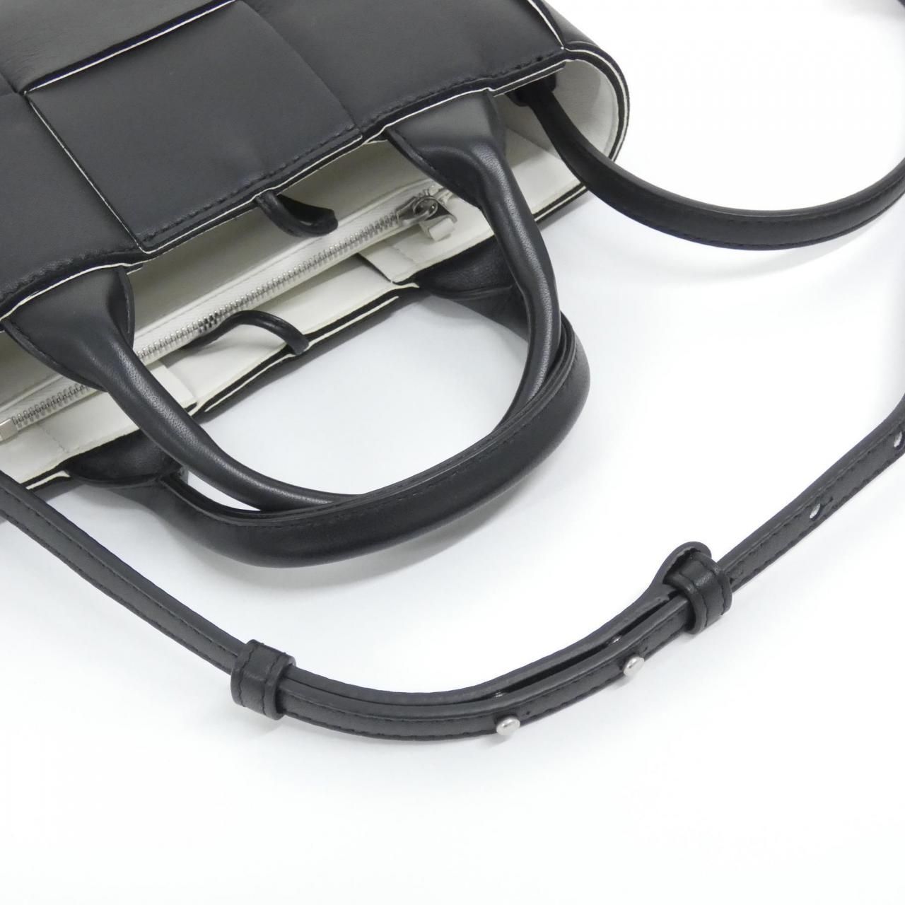 Bottega Veneta Bag Handbag Black — view 7