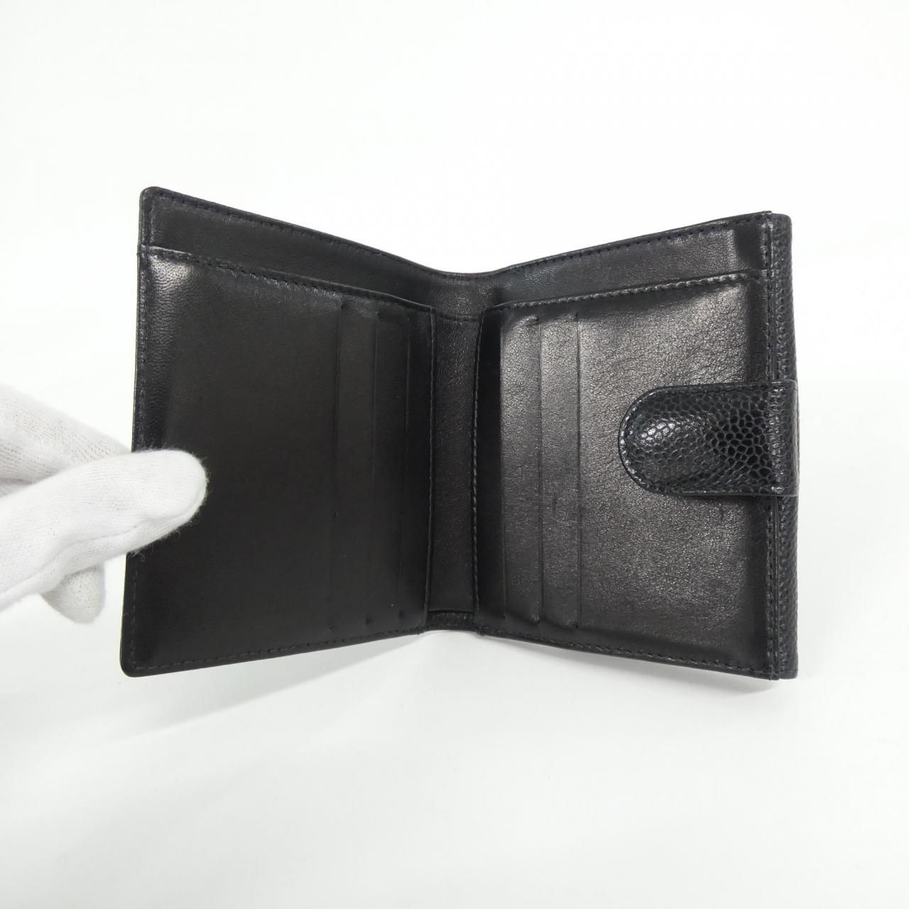 Chanel Vintage Timeless CC Line Wallet — view 3