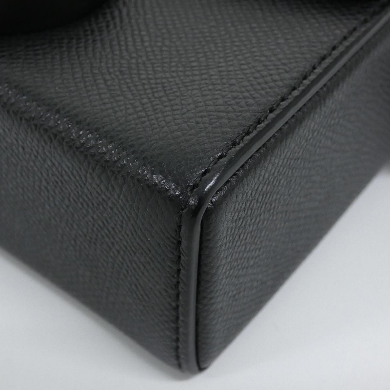 Dior 30 Montaigne Box Shoulder Bag — view 3