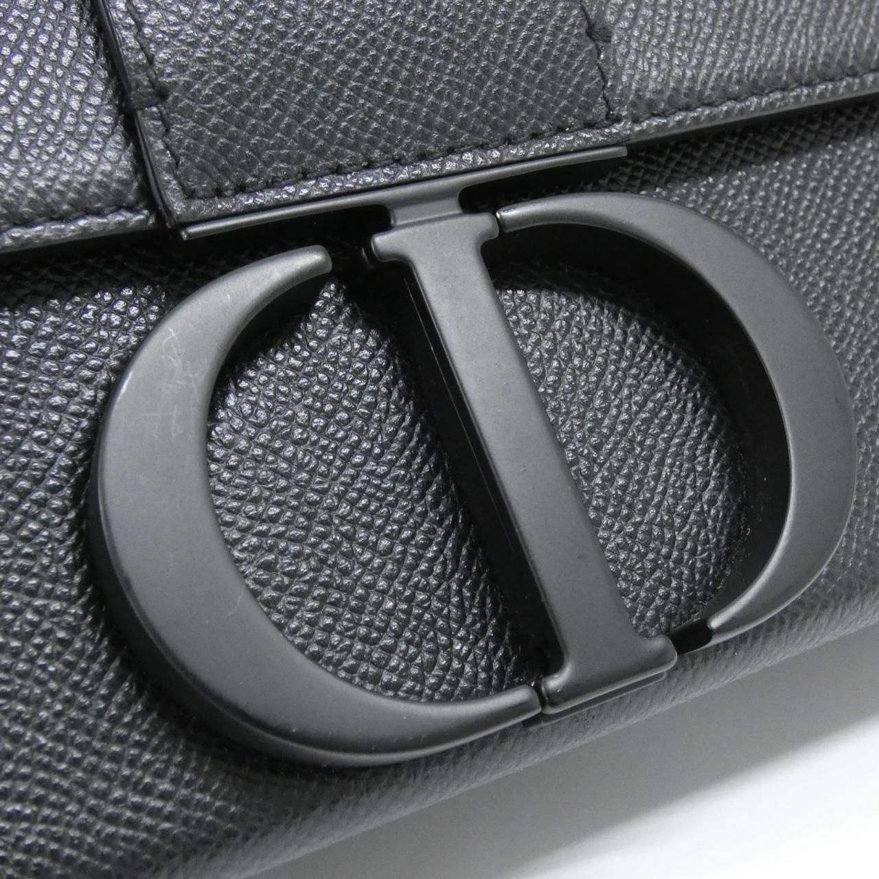 Dior 30 Montaigne Box Shoulder Bag — view 4