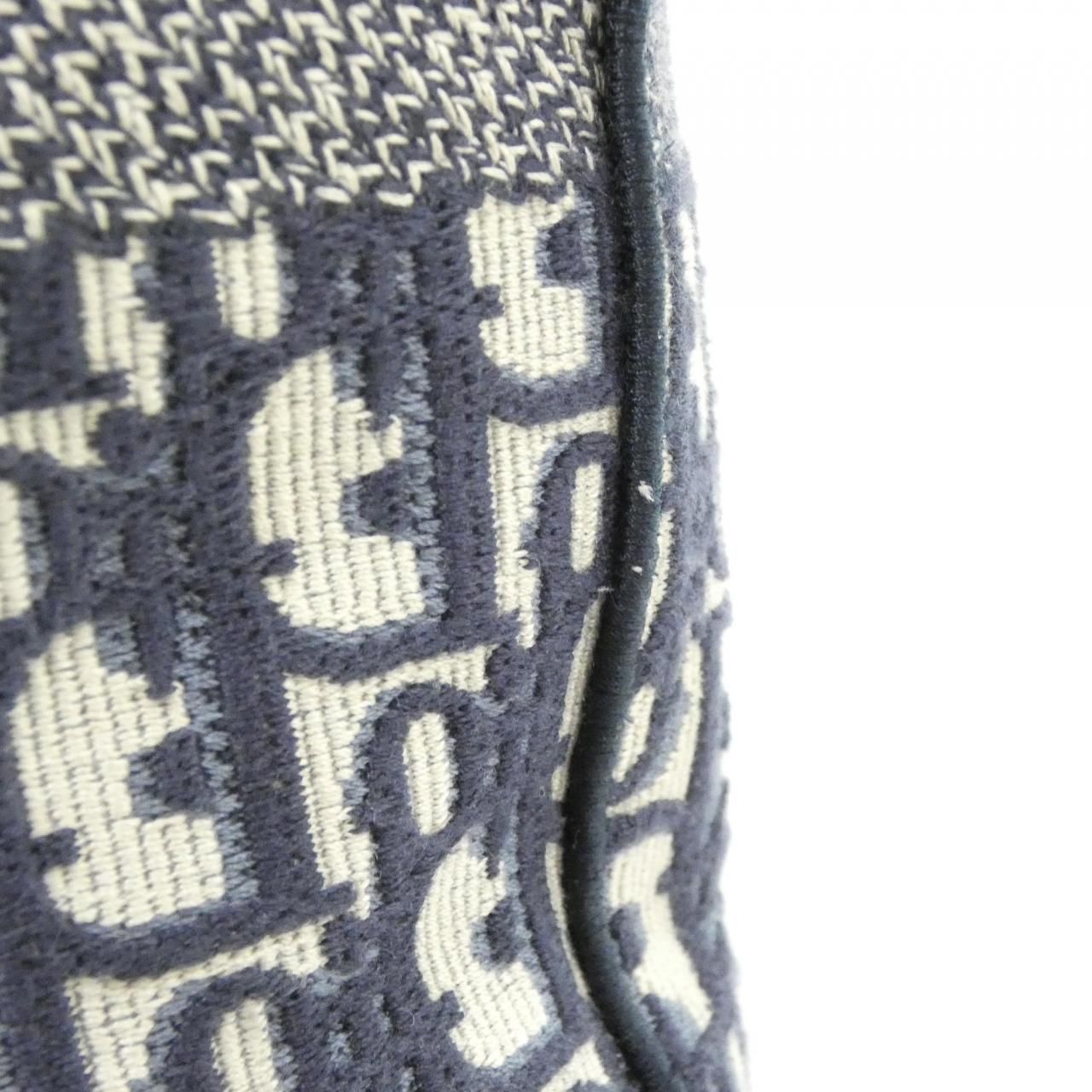 Dior Oblique Camp Shoulder Bag — view 5