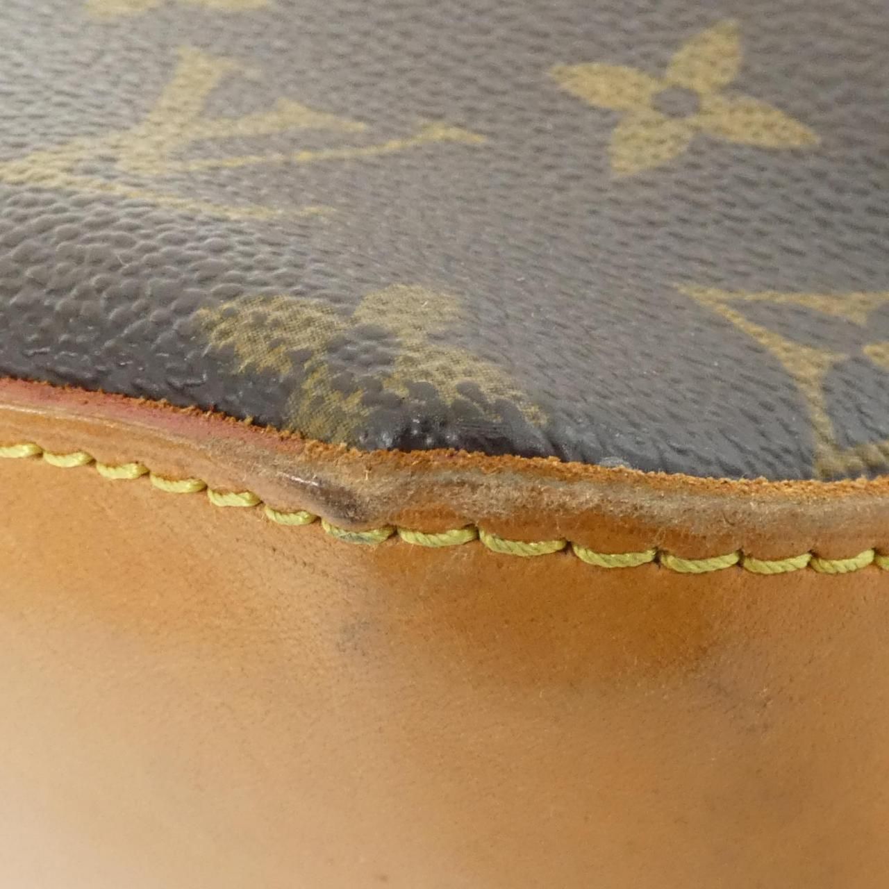 Louis Vuitton Monogram Trotteur Shoulder Bag — view 2