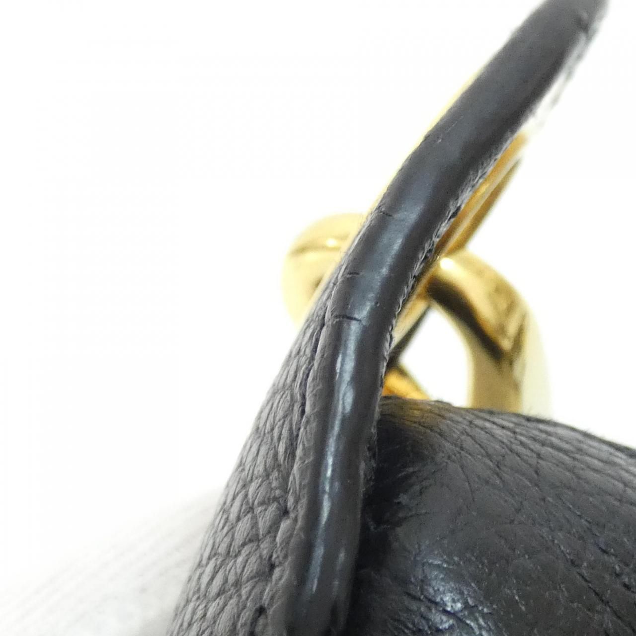 Prada Shoulder Bag Gold — view 5