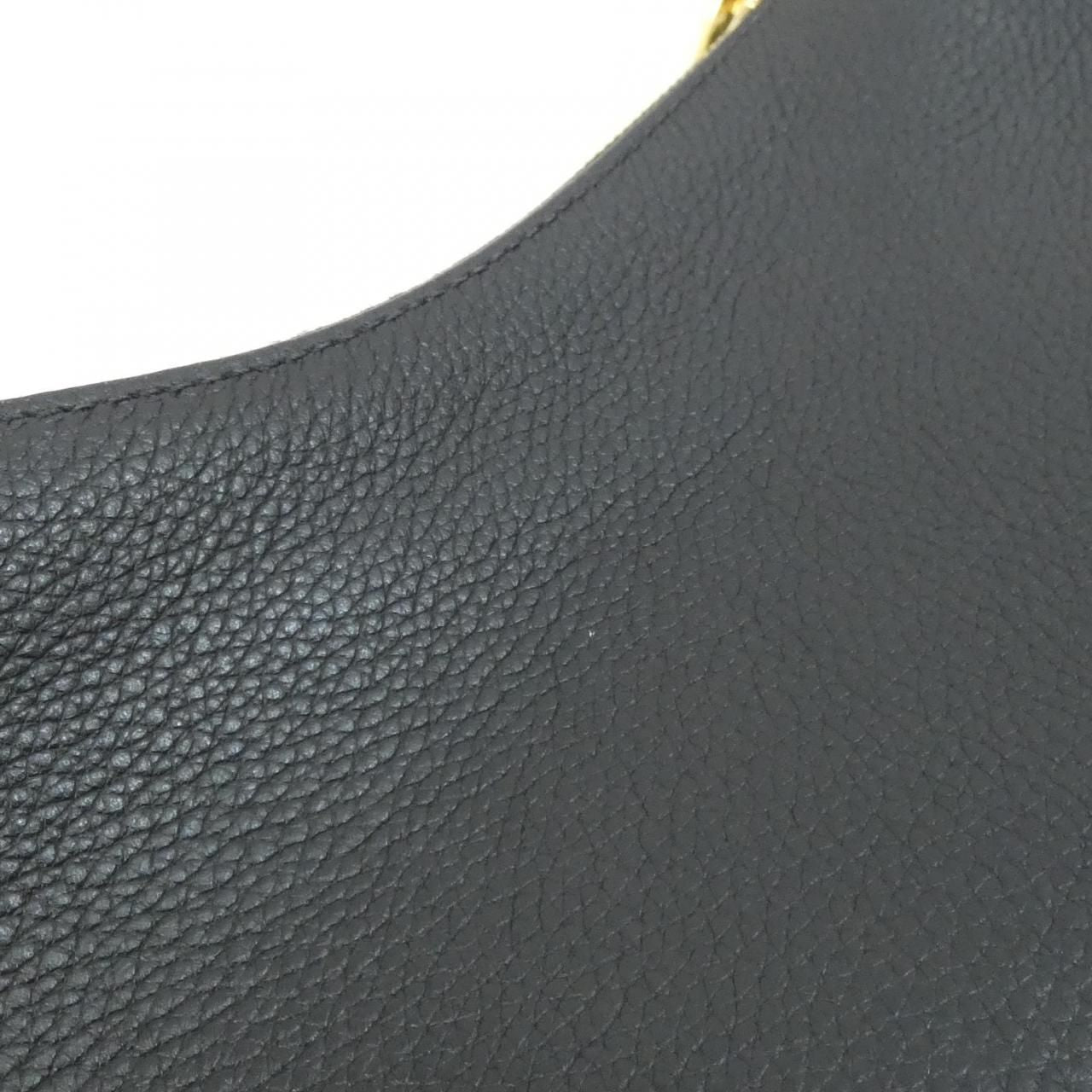 Prada Shoulder Bag Gold — view 4