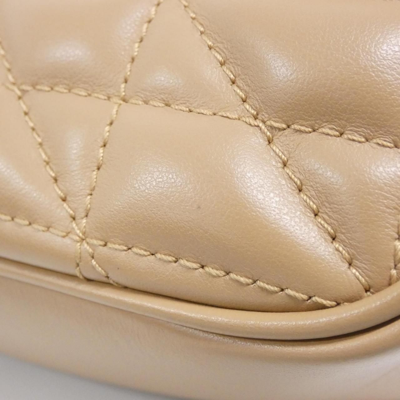 Gucci GG Marmont Shoulder Bag — view 5
