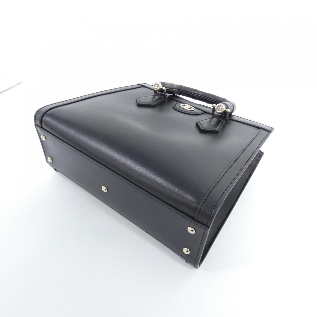 Gucci Diana Aaedb Bag — view 3