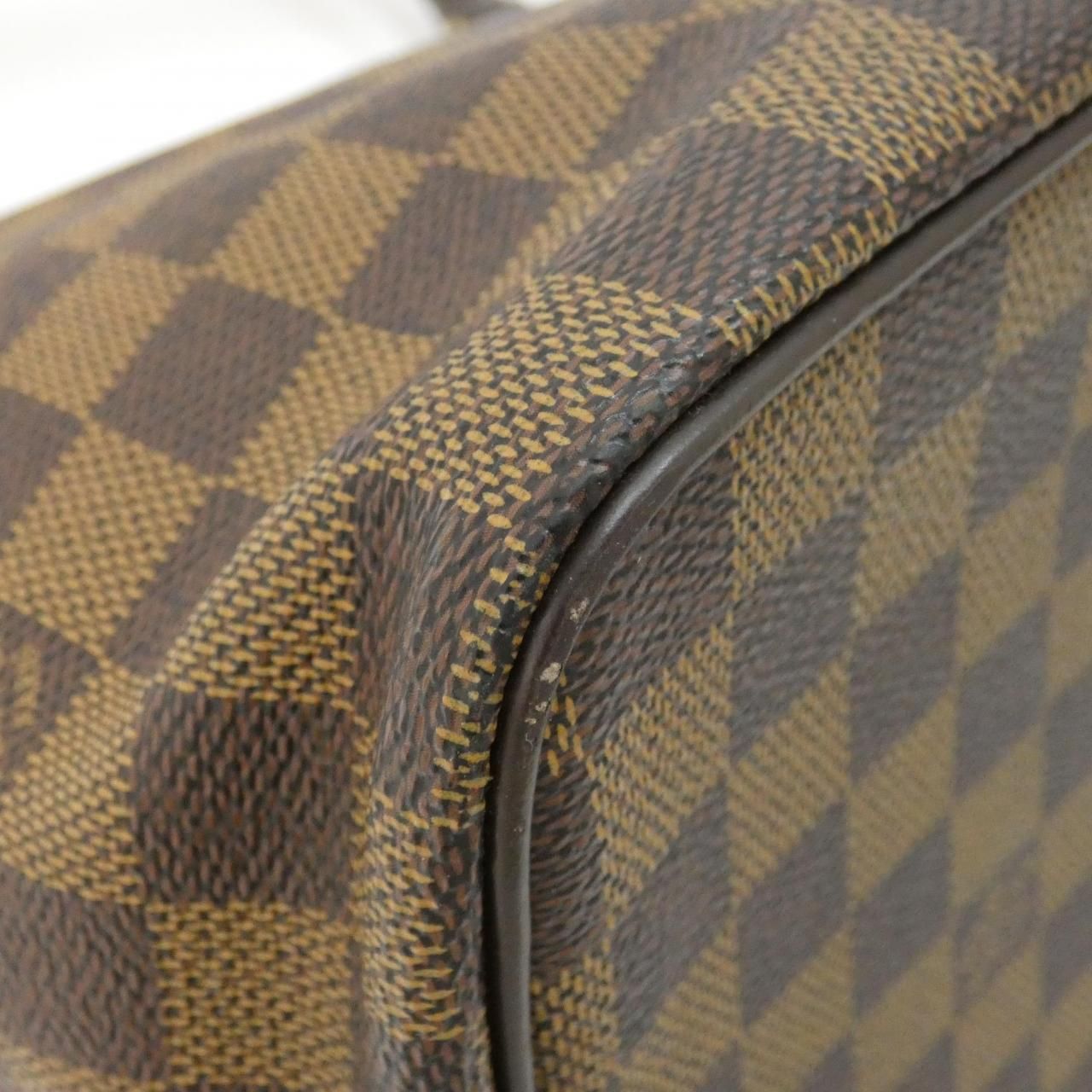 Louis Vuitton Damier Saleya MM Bag — view 2