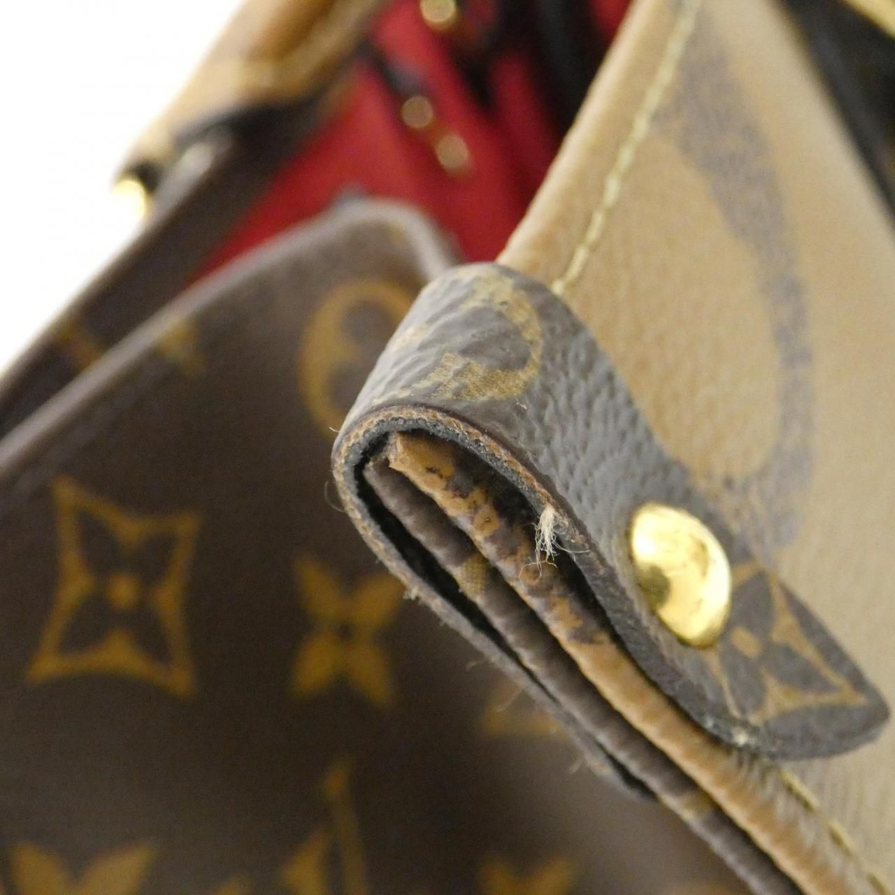 Louis Vuitton Monogram Giant On The Go MM Bag — view 6